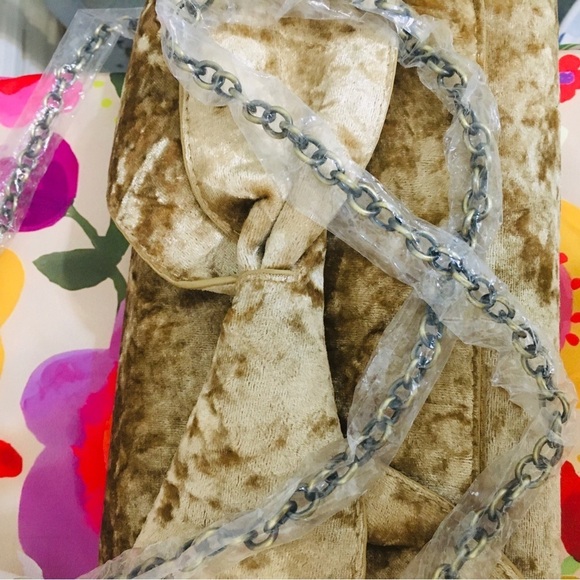 Anthropologie‎ crushed velvet shoulder bag nwot - Picture 7 of 8